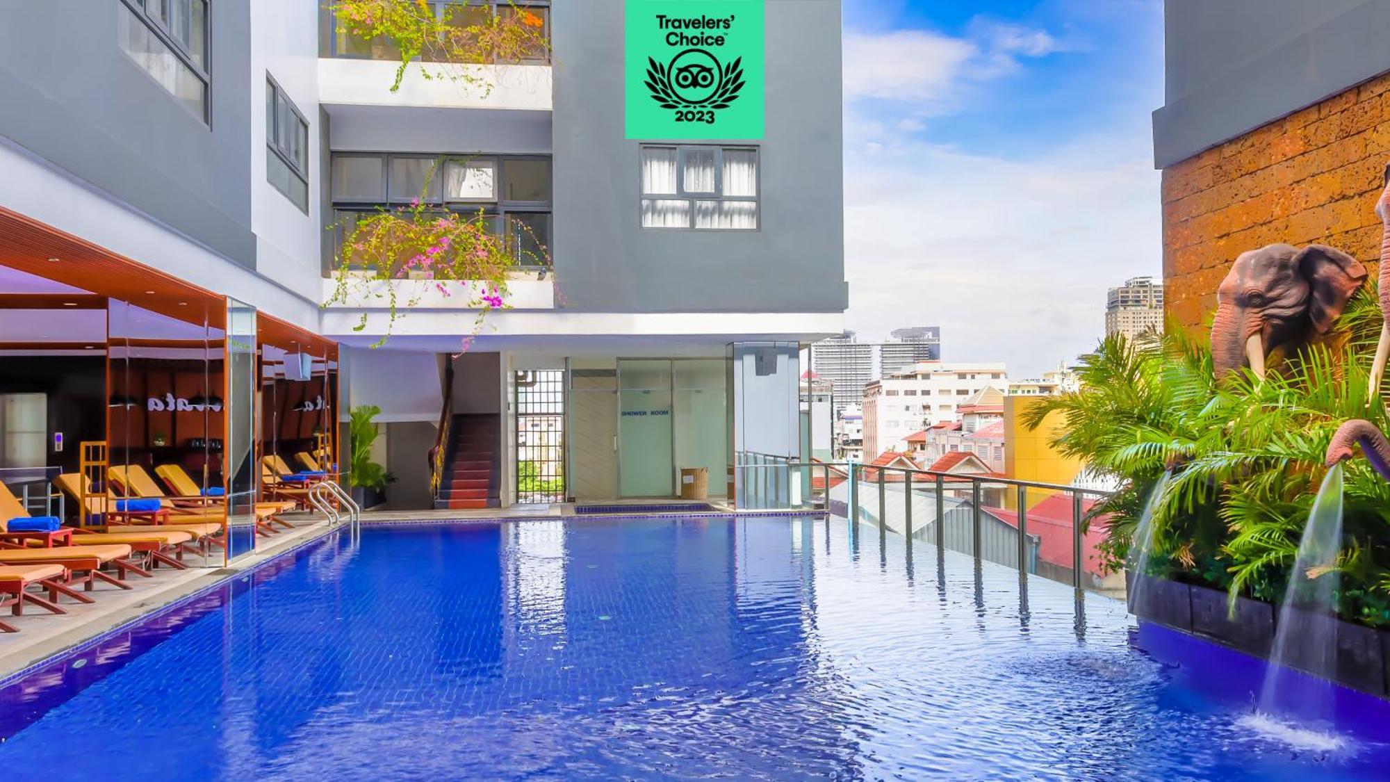 Poulo Wai Hotel & Apartment Phnom Penh Esterno foto